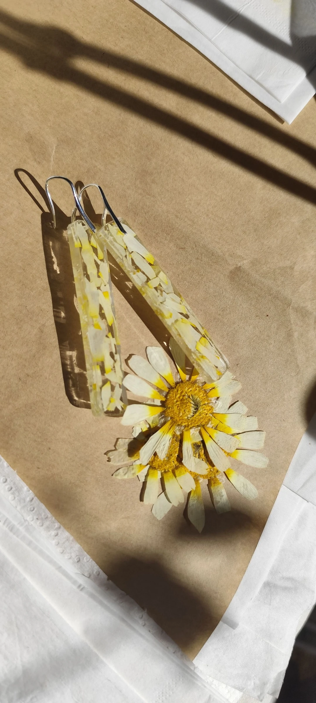 Handcrafted Daisy Earrings – photo 6